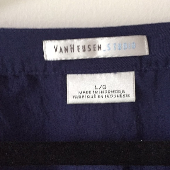 Van Heusen sleeveless Navy Blouse sz L - Picture 3 of 8